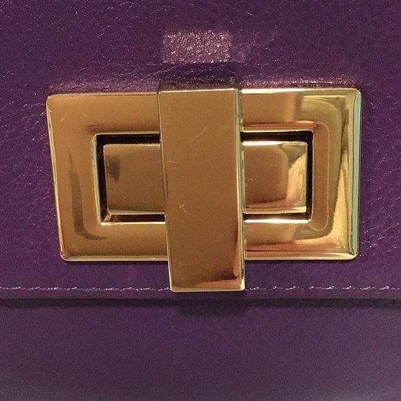 ROWALLAN of Scotland Purple Handmade Leather Mini Turn Key Crossbody Clutch - Picture 12 of 12
